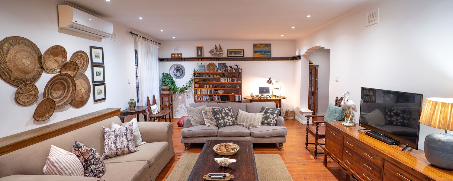 Fenced Pet-Friendly Beach House in Amanzimtoti, KwaZulu-Natal