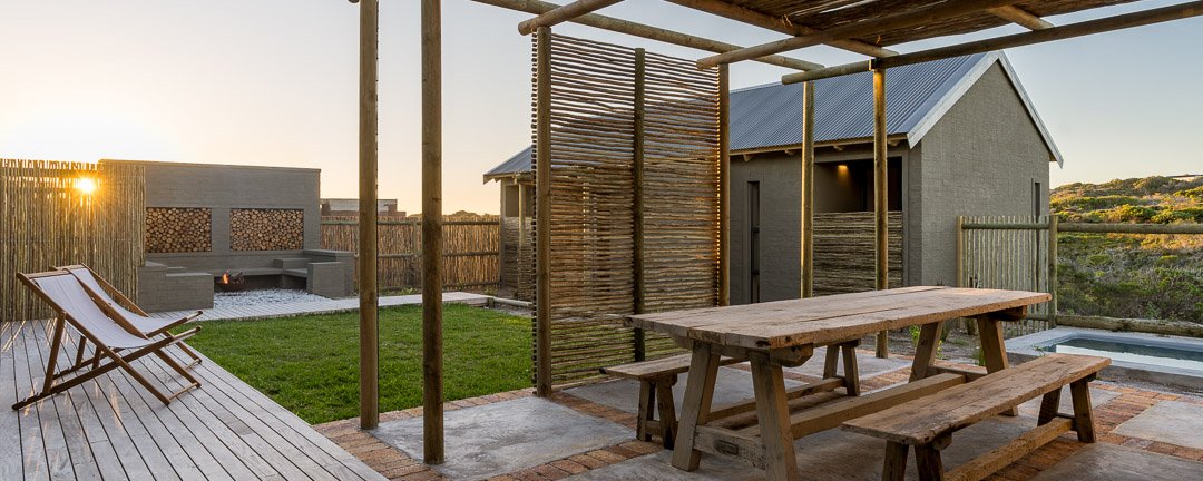 Exclusive luxury pet Friendly Accomosation Gansbaai Western Cape