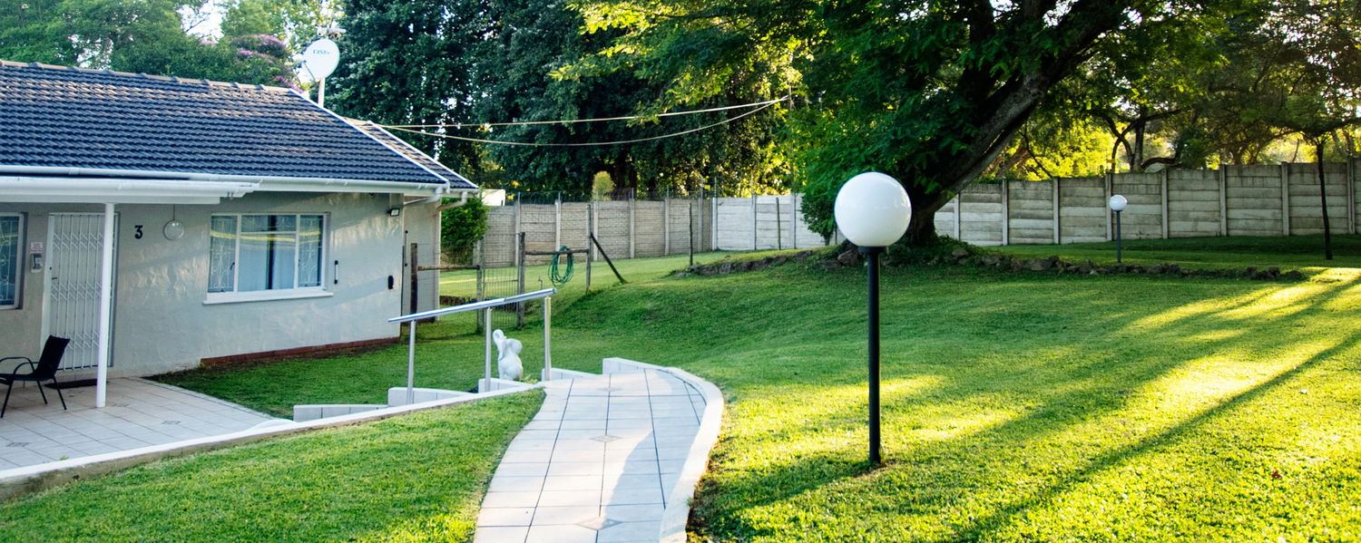 Fenced Pet-Friendly Accommodation in Hillcrest: Pendennis THREE, North Coast KwaZulu-Natal
