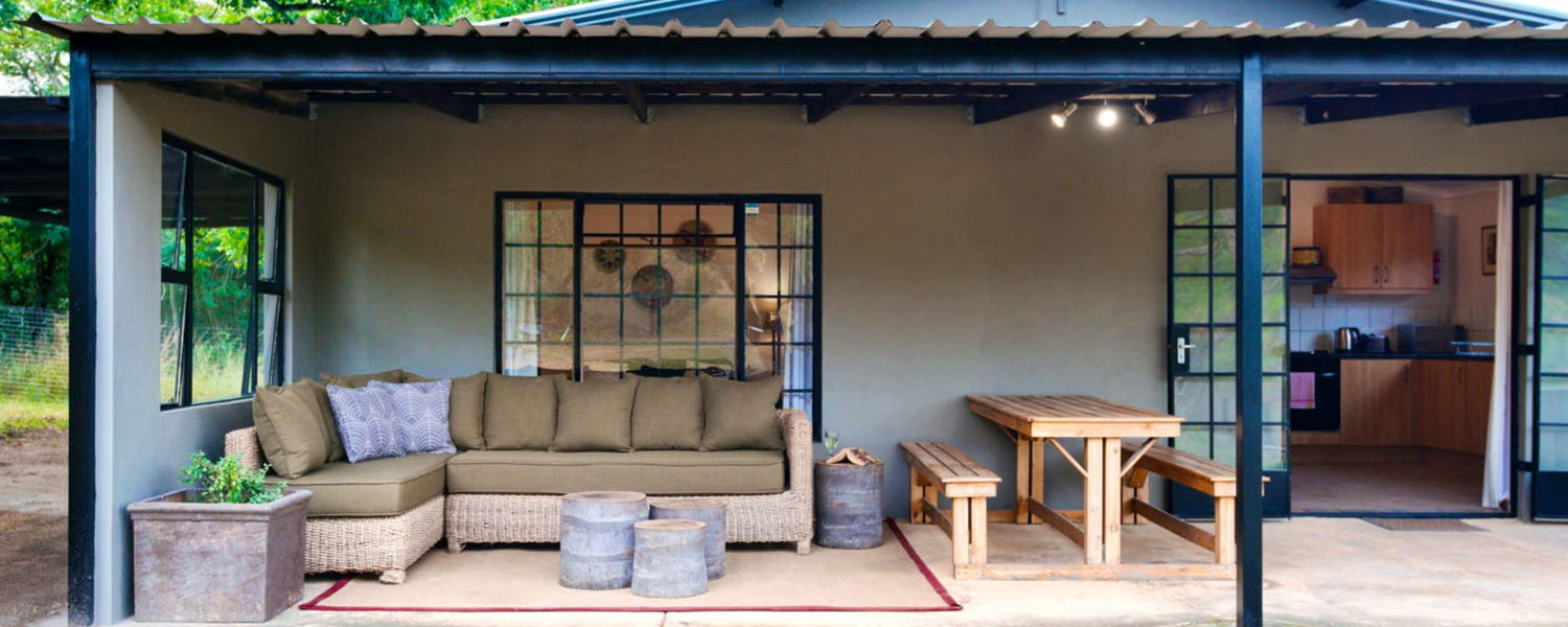 Fenced Pet-Friendly Bush Cottage in Mbombela Nelspruit, Mpumalanga - Crooked Cottage at Tomjachu Bush Retreat 4