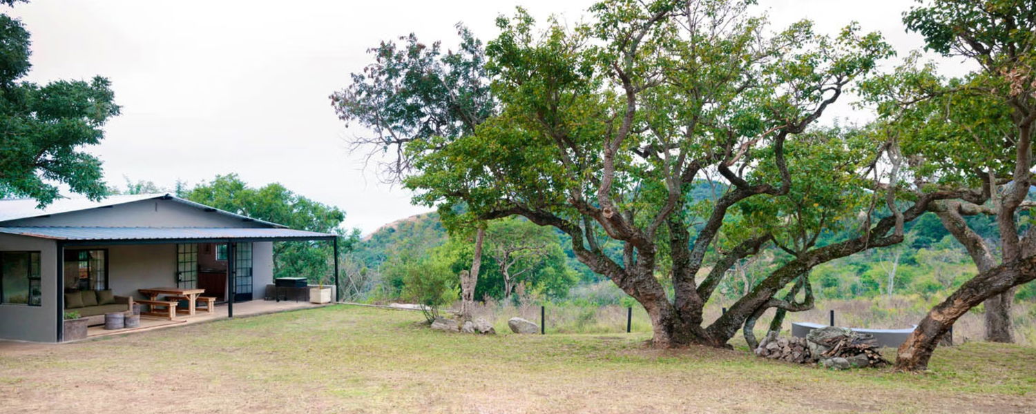 Fenced Pet-Friendly Bush Cottage in Mbombela Nelspruit, Mpumalanga - Crooked Cottage at Tomjachu Bush Retreat 5