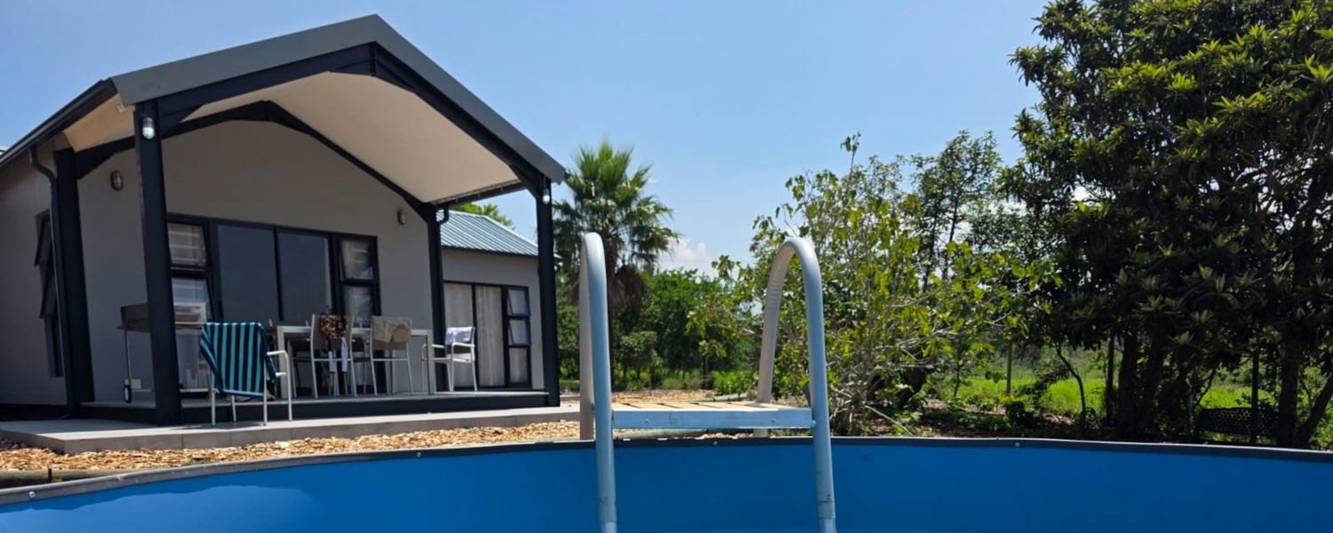 fenced pet friendly accommodation hoekwil garden route