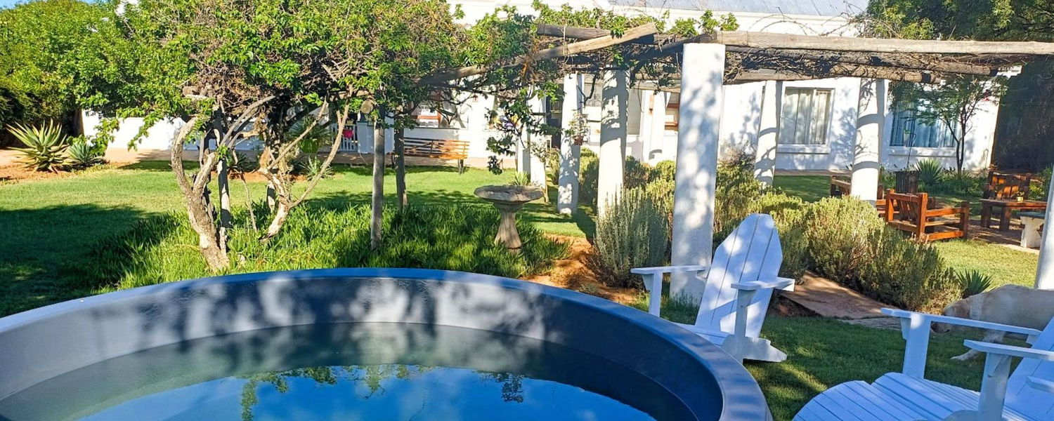 Fenced Pet-Friendly Accommodation in Oudtshoorn, Western Cape