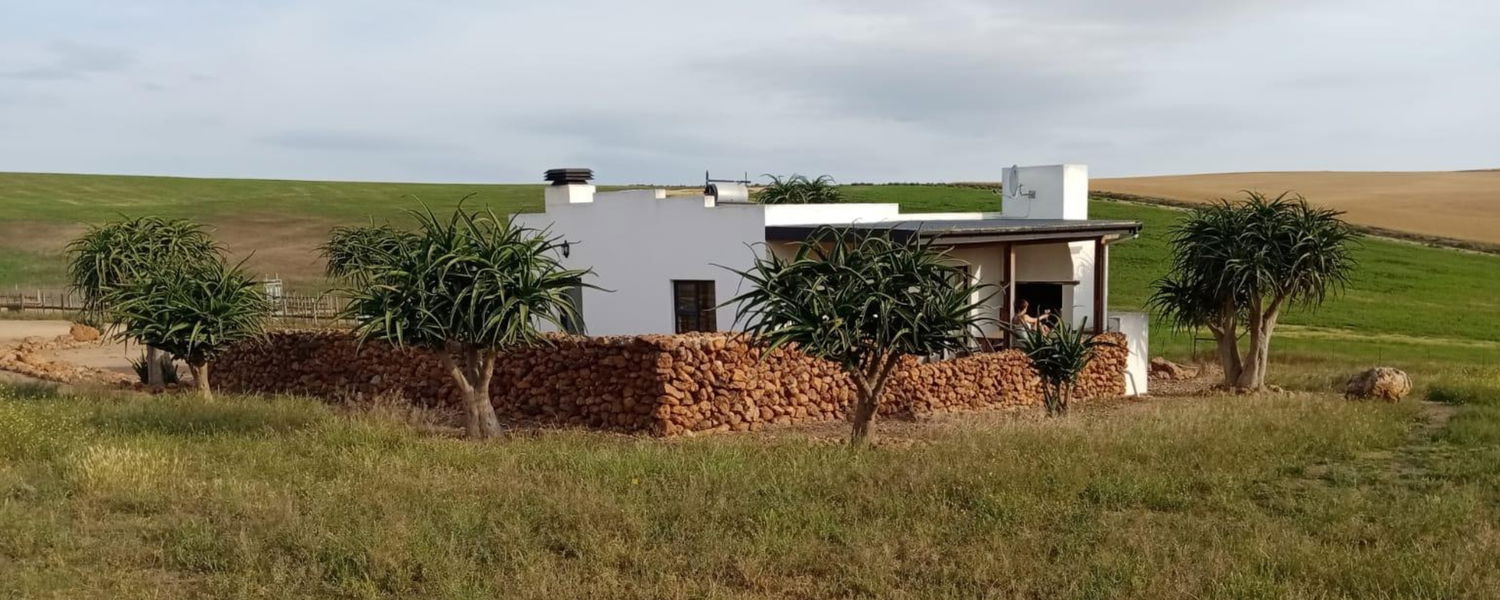 Fenced Pet Friendly Guest Farm Accommodation Swellendam Western Cape Overberg