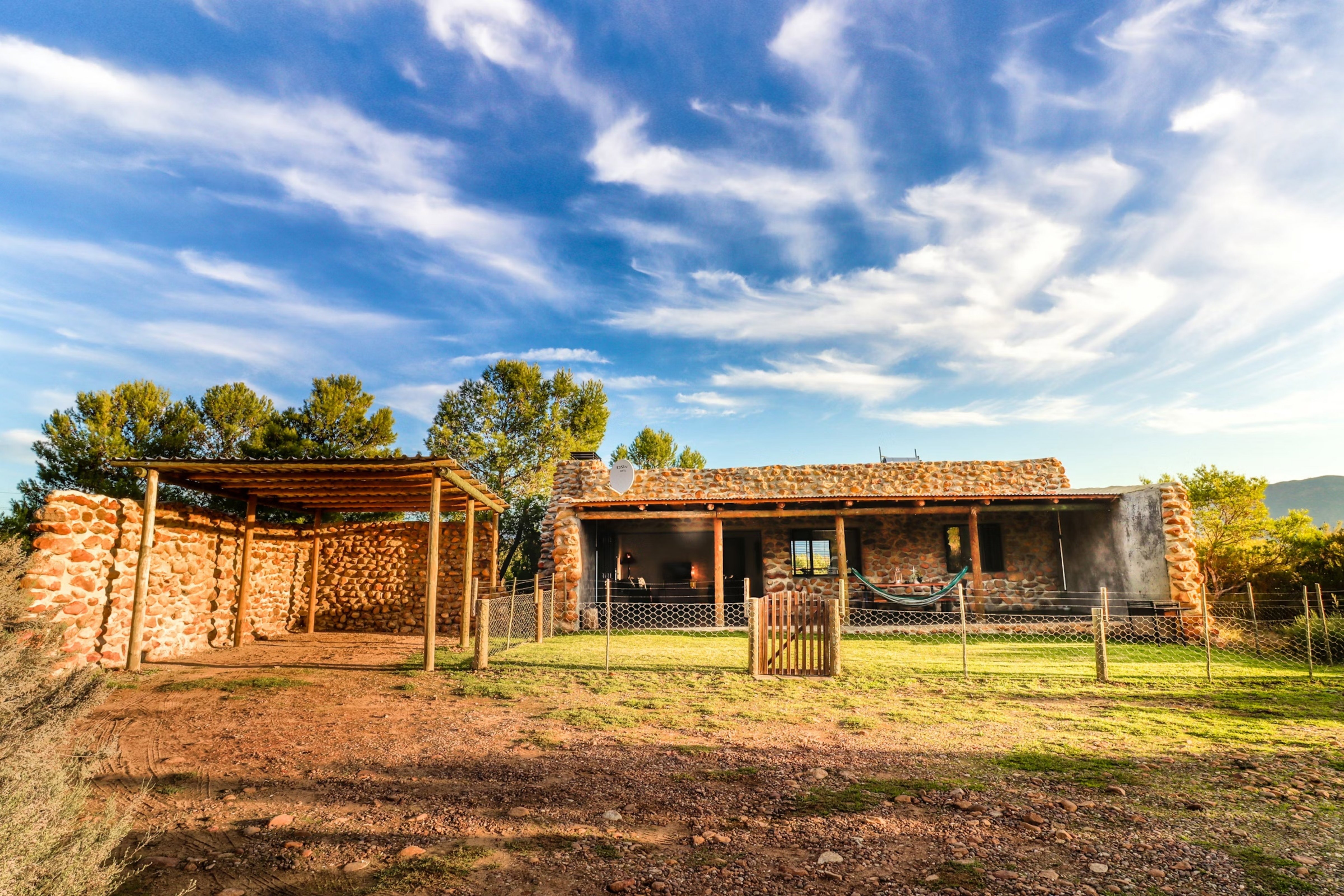 Fenced Pet Friendly Accommodation Tulbagh Western Cape