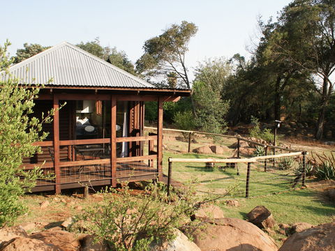 DRAGONFLY CABIN