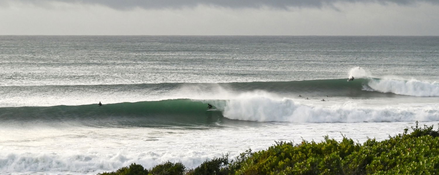 Fully Fenced Pet-Friendly Beach House Accommodation in Jeffreys Bay Eastern Cape