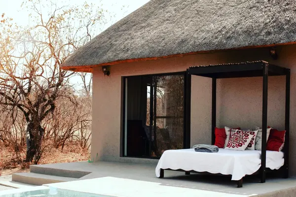 HONEYMOON BUSH VILLA