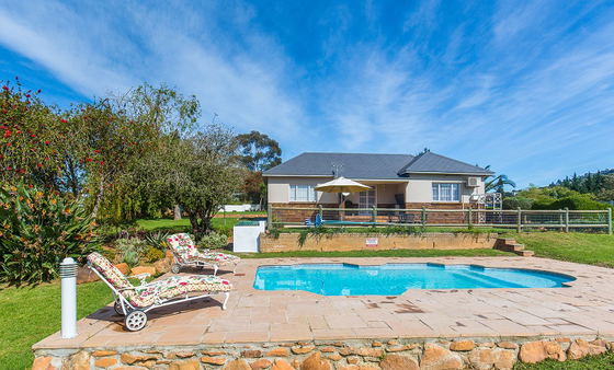 Fenced Pet Friendly Accommodation Cape Town Somerset West Winelands Fenced Pet Friendly Accommodation Cape Town Somerset West Winelands
