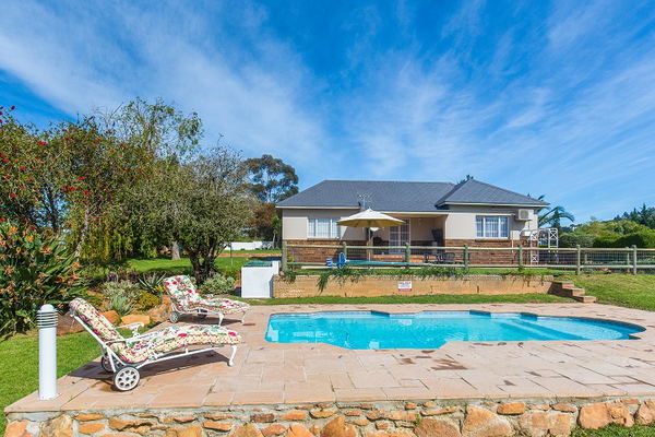 Fenced Pet Friendly Accommodation Cape Town Somerset West Winelands