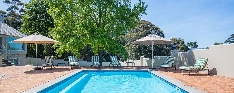 Pet-Friendly Retreat in Stellenbosch Winelands & Cape Town's Beaches