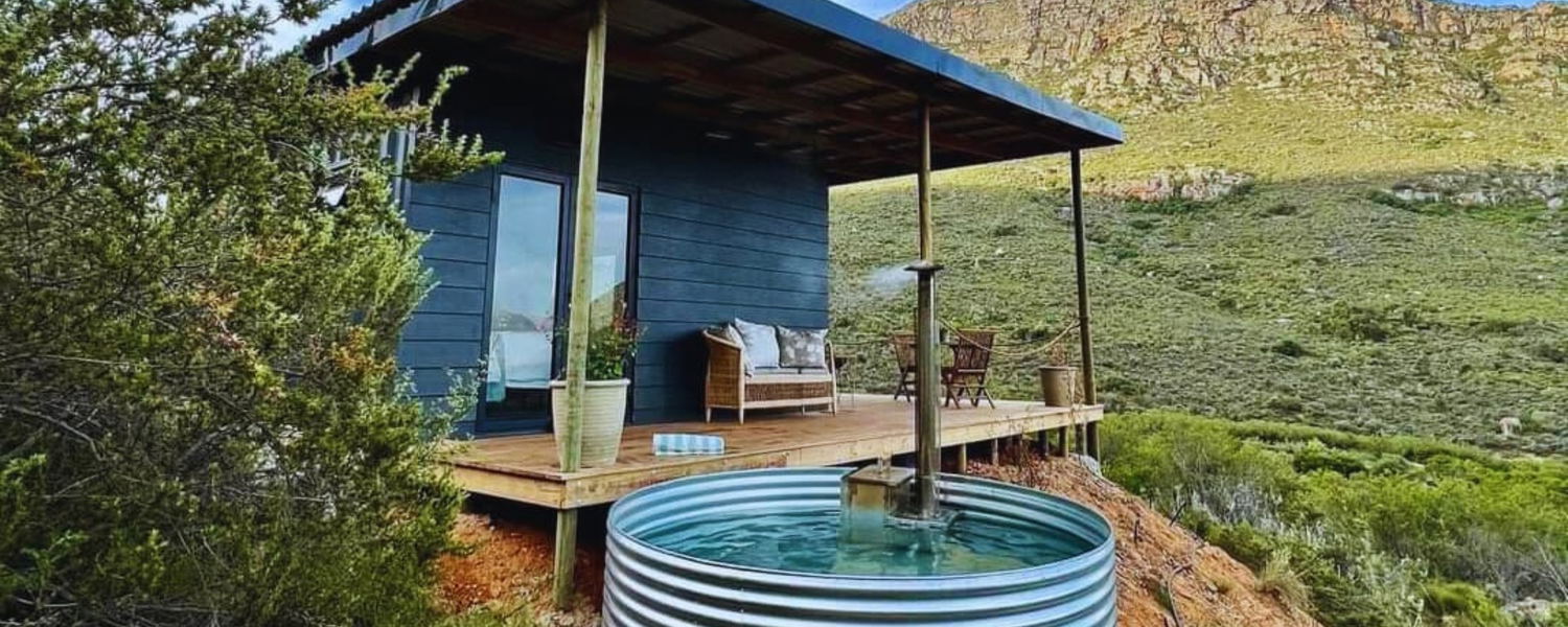 Remote Pet-Friendly Eco-Cabin in the Cederberg, Western Cape with Hote Tub