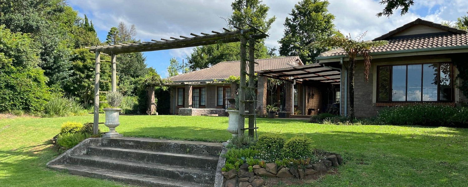 Pet-Friendly Self-Catering Farm Accommodation  in Champagne Valley Drakensberg Winterton