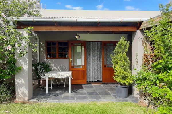 ABIGAIL’S GARDEN COTTAGE