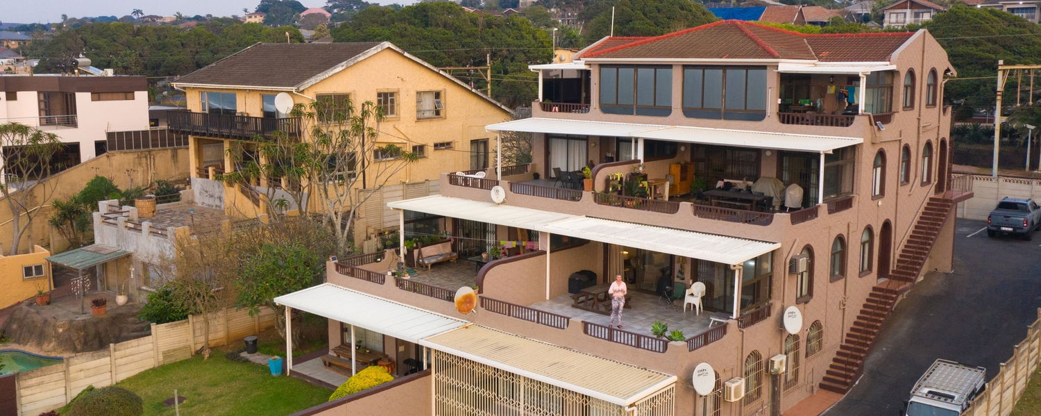 Pet-Friendly Beach Accommodation in Amanzimtoti, KwaZulu-Natal 