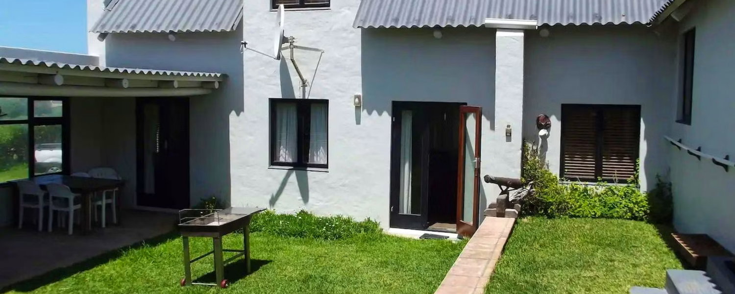 Pet Friendly Beach House Accommodation Arniston Western Cape