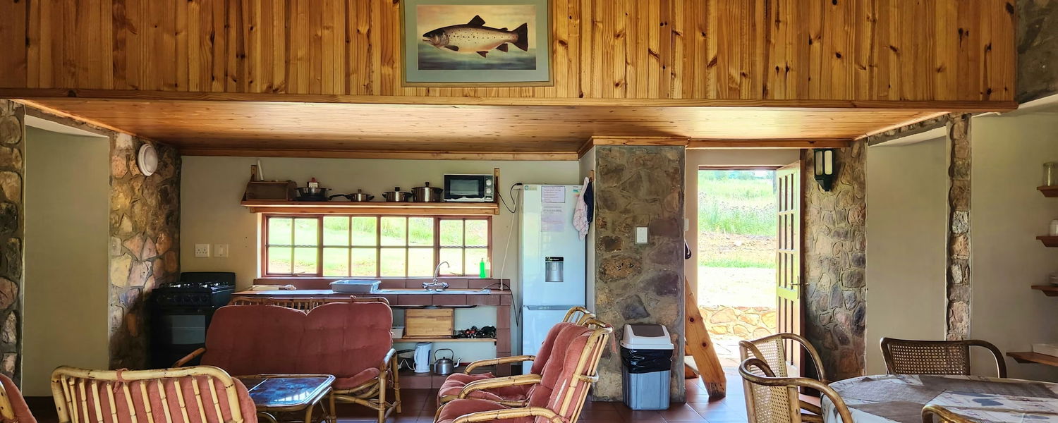 Pet friendly Dullstroom self catering fenced accommodations 
