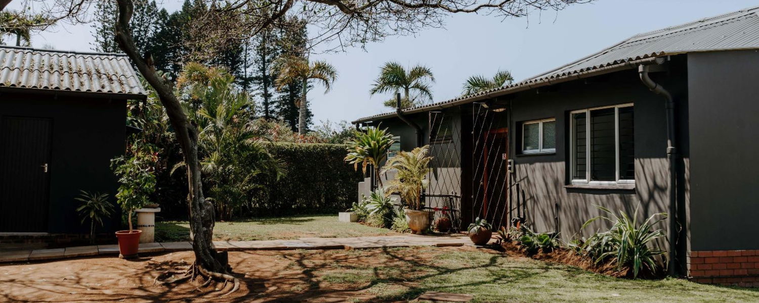 pet-friendly accommodation with enclosed garden kzn 4