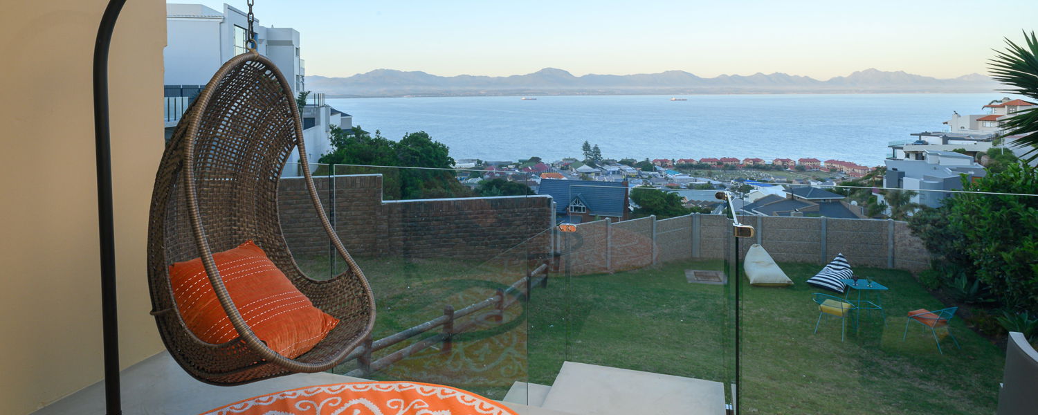 Pet Friendly Self Catering Fenced Accommodation Mossel Bay Sea View