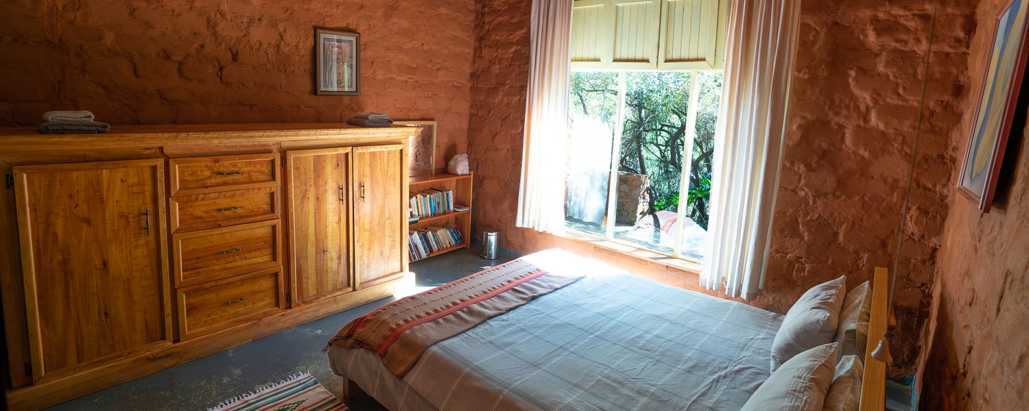 Red Earth Farmhouse Pet Friendly Accommodation HolidayDOG Magaliesburg Gauteng 