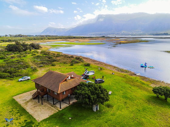 Pet friendly accommodation in Stanford for the whole family Pet friendly accommodation in Stanford for the whole family