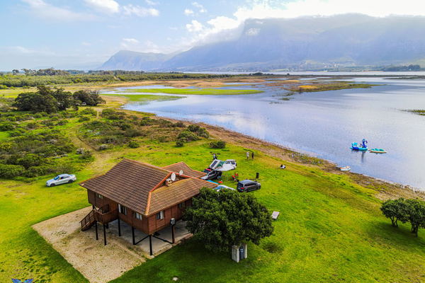 Pet friendly accommodation in Stanford for the whole family