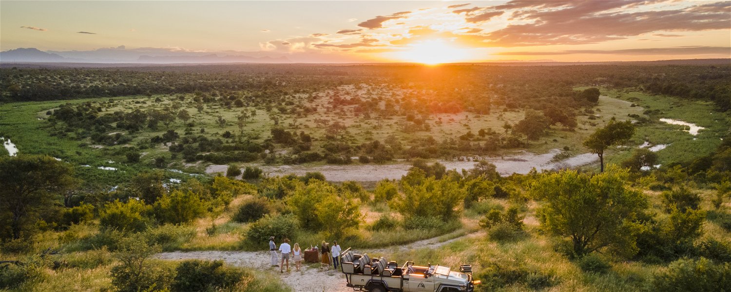 big 5 luxury safari with game drive in klaserie private nature reserve