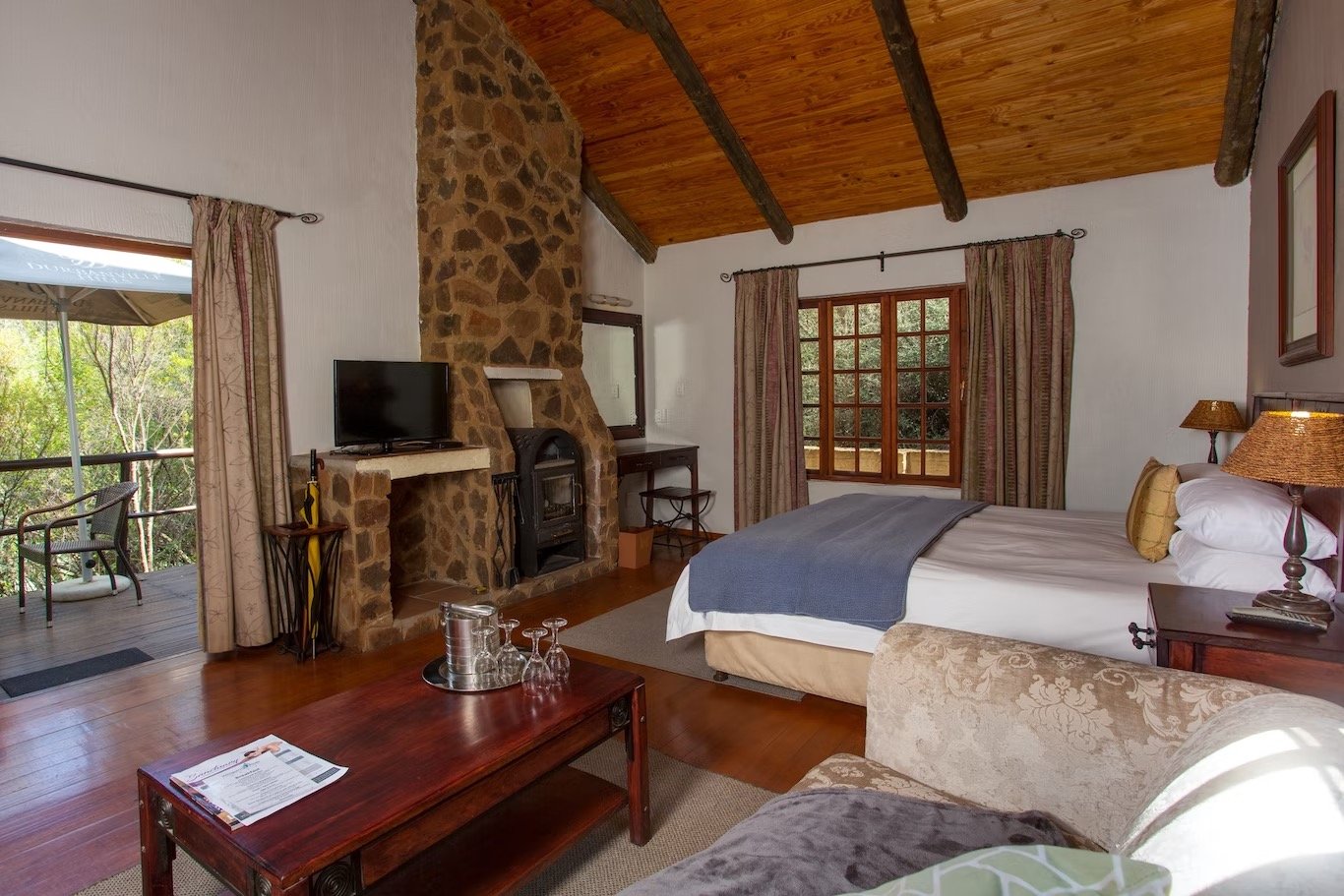 Deluxe Family Cabin