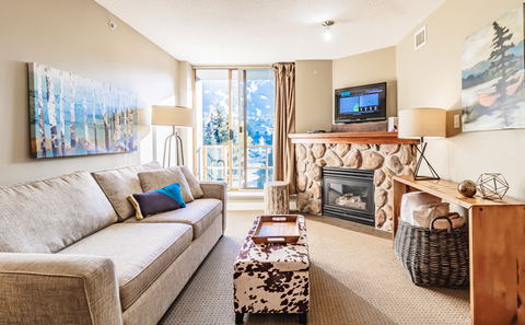 Whistler Cascade Lodge, Elevate Vacations, One bedroom Condo