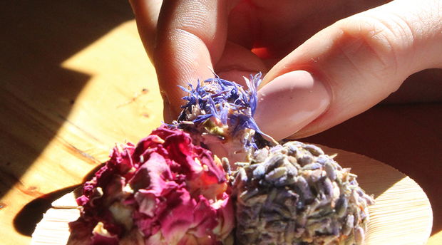 One of the experiences we continue to treasure at Schoone Oordt, is Fragrance & Flavour Fusion — an interactive, immersive workshop hosted by the talented team at Grace+Merci