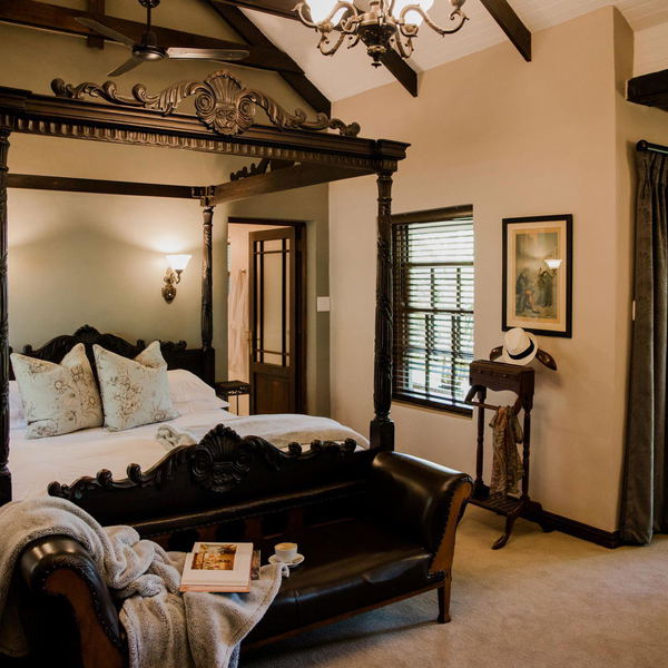 Honeymoon Suite