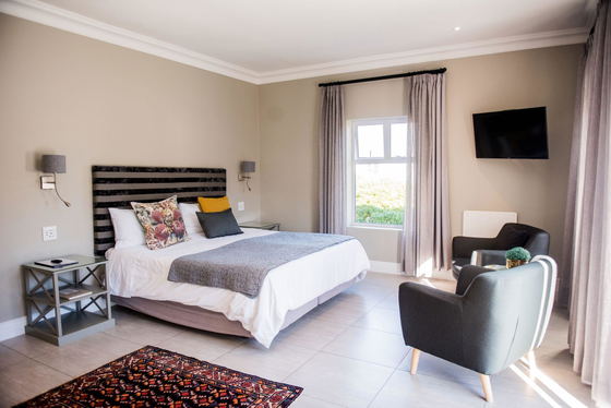 The Whale on Main - Bedroom