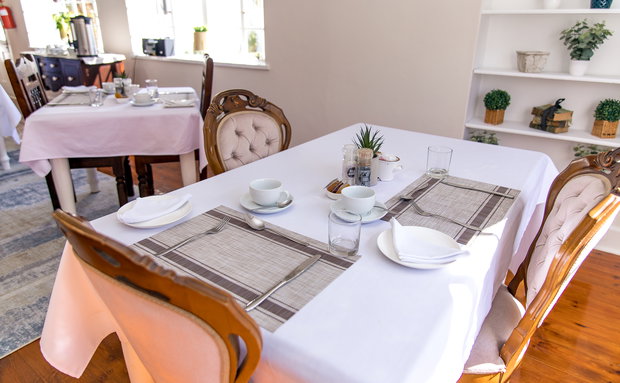 #GuestExperience #QuietHospitality #WhatGuestsFeel #HerbergManor #HospitalityStory