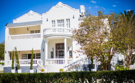 #WhatGuestsFeel #GuestExperience #SlowHospitality #HerbergManor #HospitalityStory #ThoughtfulHosting