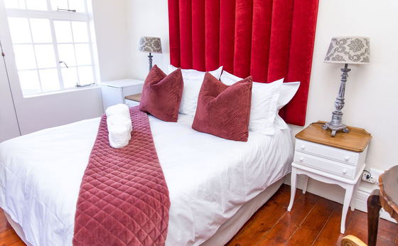 Standard Queen Room