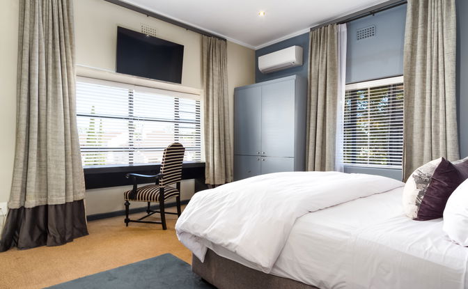 Room 4