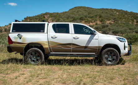Toyota Hilux D/C 4x4 - non camping equipped