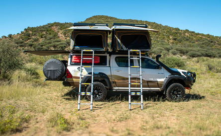 Toyota Hilux Extreme - D/C, 4x4, camping equipped