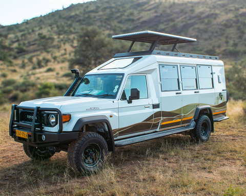 Toyota Landcruiser 2.8l, 4x4 - Guided Tours
