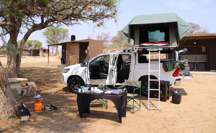 Toyota D/C 4x4 - camping equipped for 3 – 4 pax