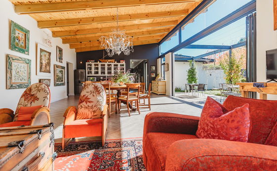 Acorn Villa