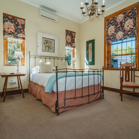 Warm Homely Stay
