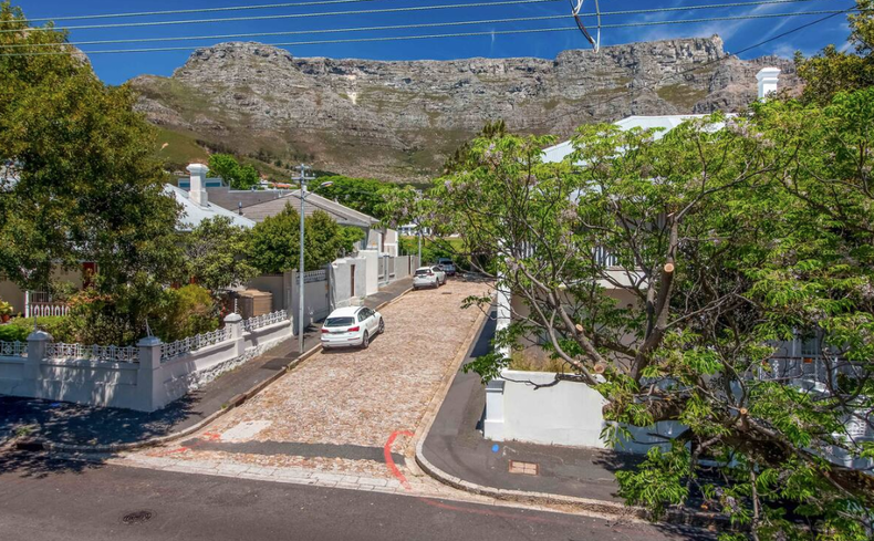 mill street house with gonana south african travel