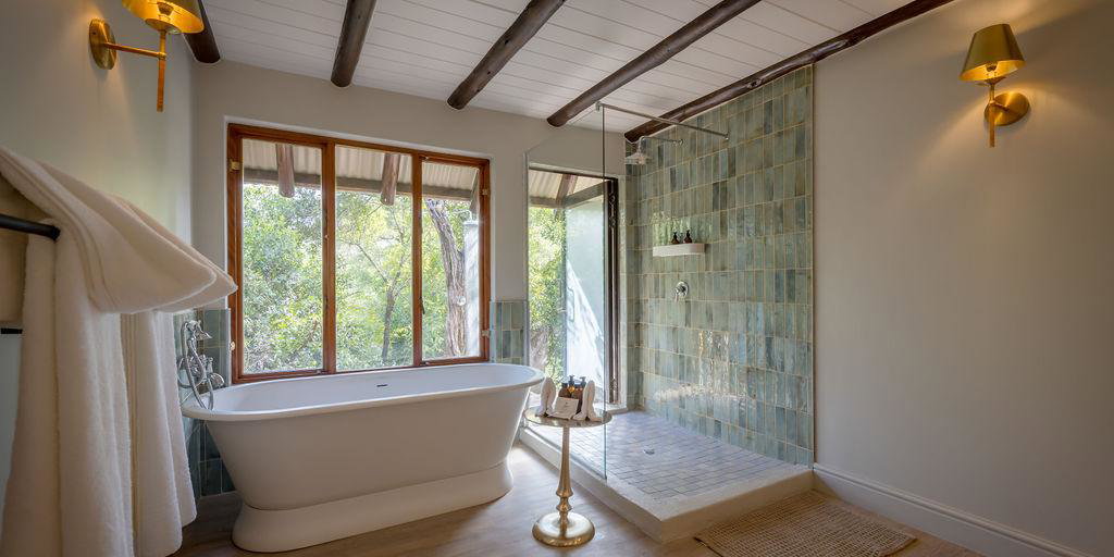 Gorgeous bathroom of a luxury safari lodge in Greater Kruger.