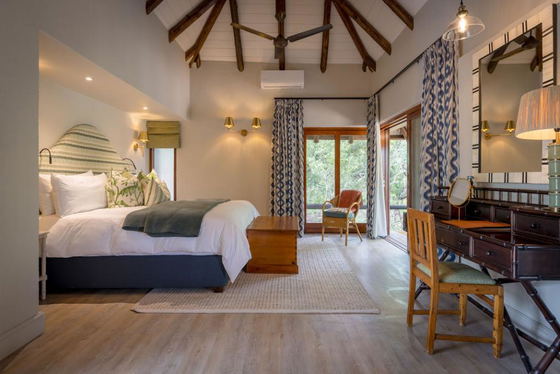 Spacious guest suites at a luxury safari lodge in South Africa Spacious guest suites at a luxury safari lodge in South Africa