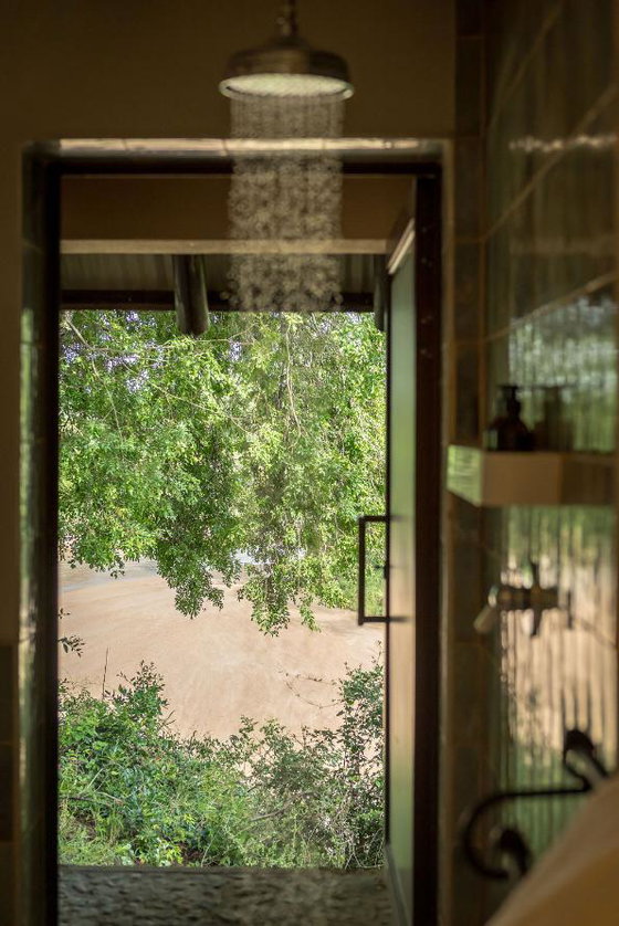 Shower with a view! Luxury safari lodge. Shimungwe. South Africa.