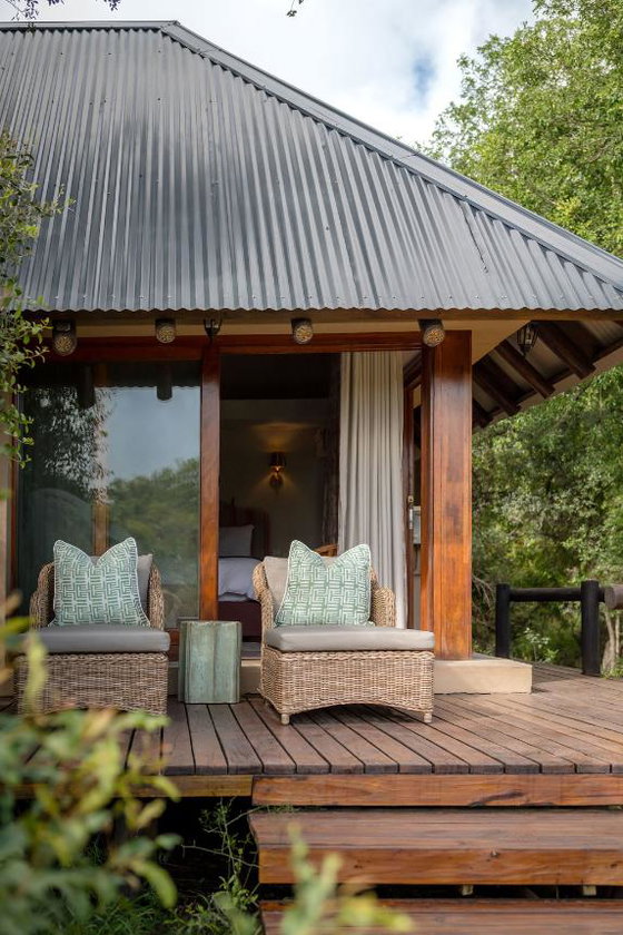 Private viewing deck. Luxury safari lodge. Greater Kruger.