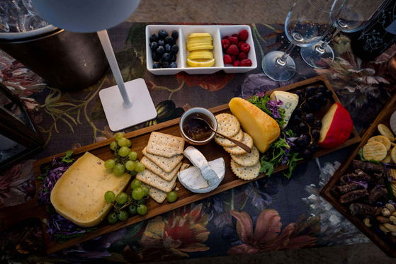 Cheese platter snacks, Shimungwe Lodge, Greater Kruger Cheese platter snacks, Shimungwe Lodge, Greater Kruger