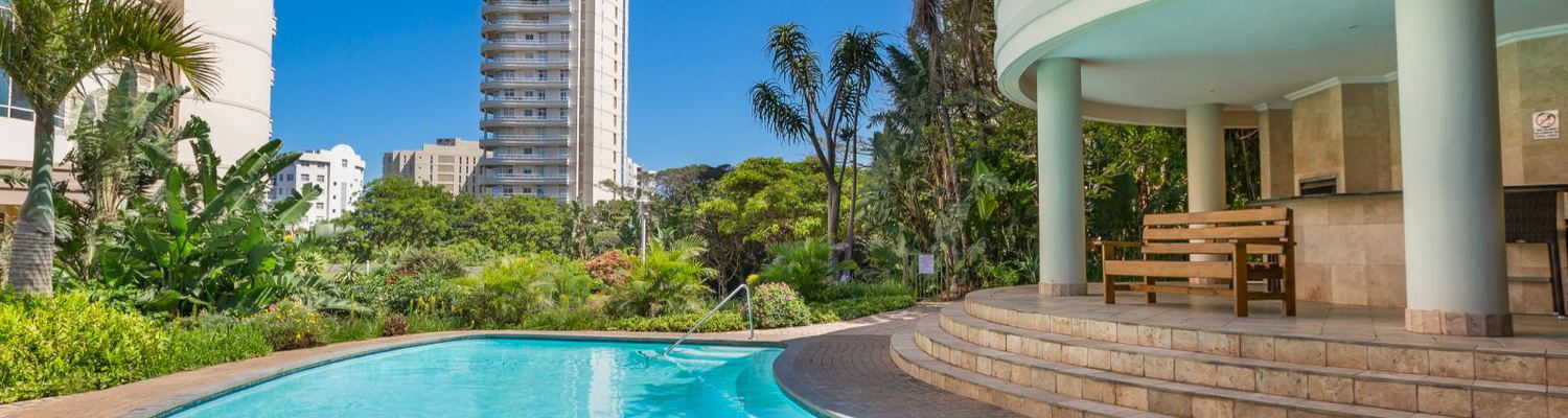 Communal pool and garden