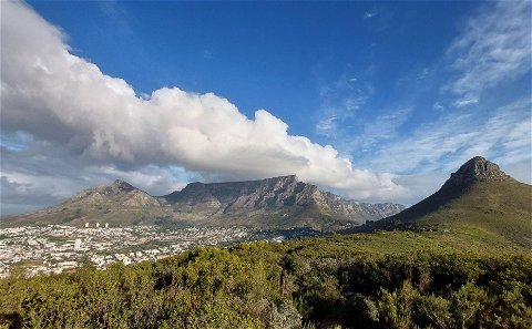 Hike Signal hill and Lion’s head